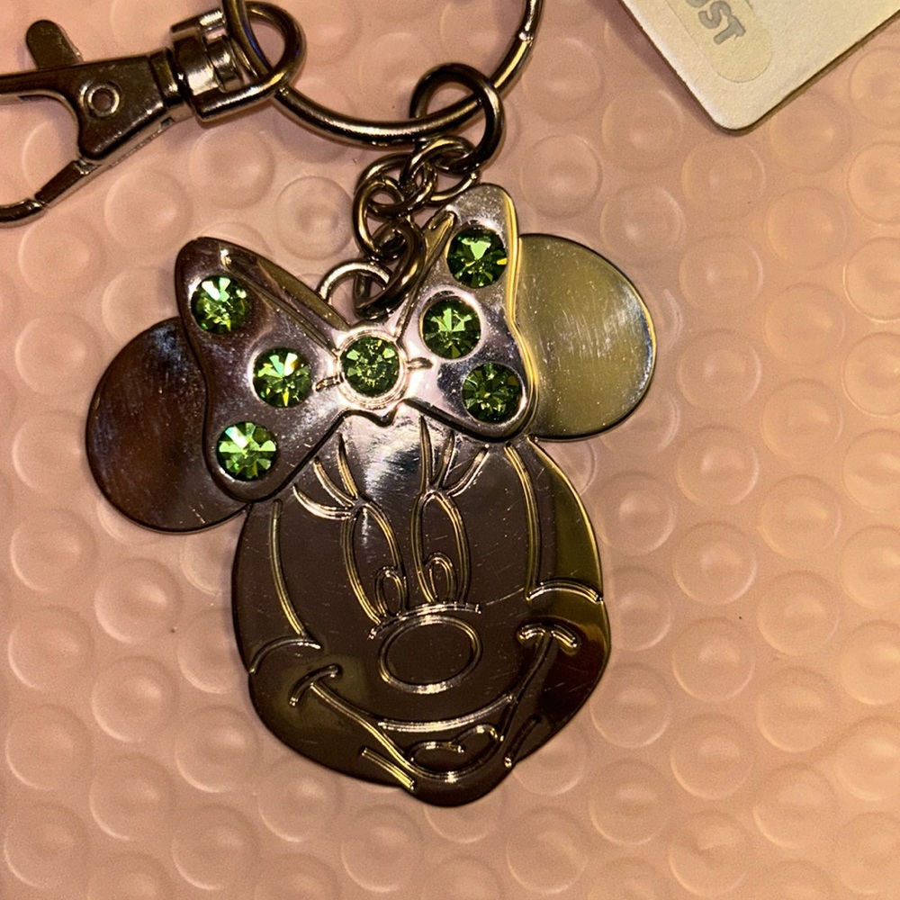 Disney Minnie Birthstone Keychain (PeridotAugust) - Picture 2 of 5